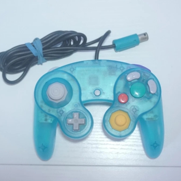 Clear Sky Blue Nintendo GameCube Console DOL-001 (USA) Yellow LED & Controller